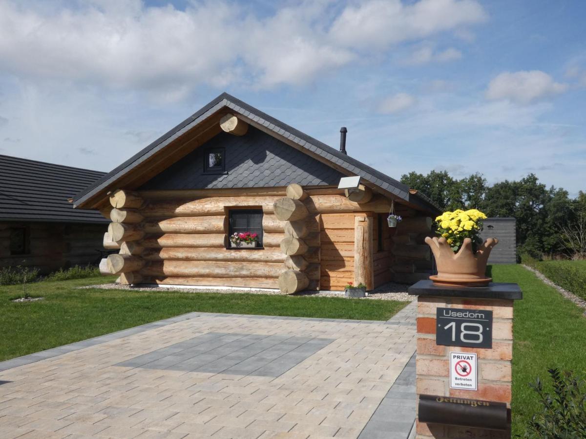 Naturstammhaus Tollensesee Groß Nemerow Exteriör bild