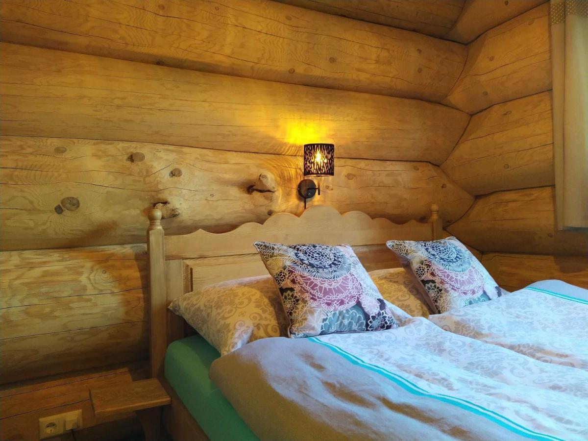 Naturstammhaus Tollensesee Groß Nemerow Exteriör bild